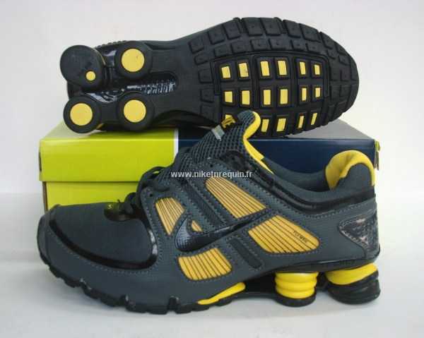 Chaussures Nike Shox 2010